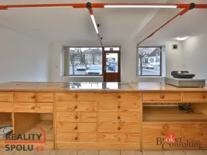 Pronájem obchodního prostoru, Libáň, náměstí Svobody, 100 m2