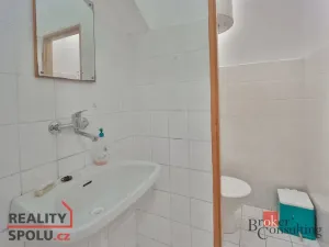 Pronájem obchodního prostoru, Libáň, náměstí Svobody, 100 m2