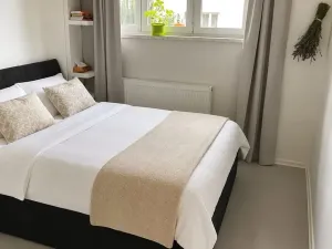 Pronájem bytu 2+kk, Praha - Krč, U nových domů II, 44 m2