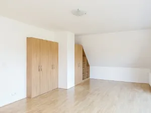 Pronájem rodinného domu, Průhonice, Sadová, 350 m2
