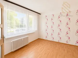 Prodej bytu 2+1, Ústí nad Labem - Mojžíř, Jindřicha Plachty, 68 m2