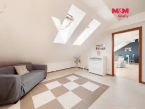 Prodej bytu 3+kk, Praha, Stochovská, 80 m2
