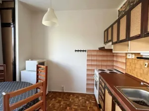Pronájem bytu 2+1, Praha - Hlubočepy, Lamačova, 46 m2
