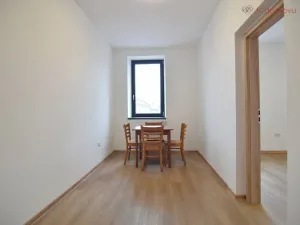 Pronájem bytu 2+1, Olomouc - Holice, Keplerova, 57 m2