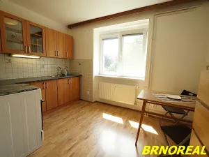 Pronájem bytu 1+1, Brno, Sibiřská, 31 m2