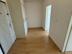 Pronájem bytu 2+kk, Praha - Černý Most, Bryksova, 43 m2