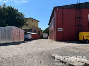 Prodej výrobních prostor, Nymburk, 900 m2