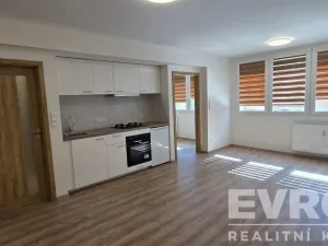 Pronájem bytu 2+kk, Kolín - Kolín III, Žižkova, 42 m2