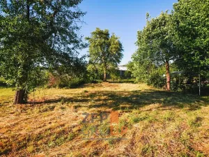 Prodej pozemku pro bydlení, Hoštka, 1656 m2