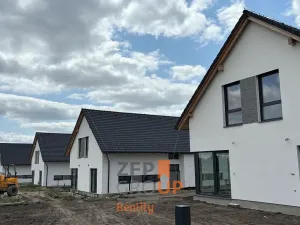 Prodej rodinného domu, Dříteč, 228 m2