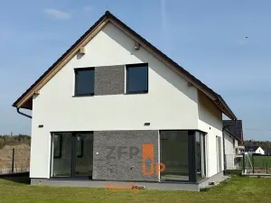 Prodej rodinného domu, Dříteč, 228 m2