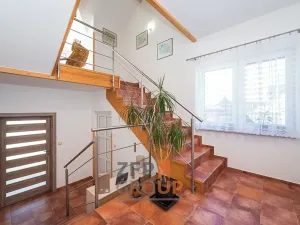 Prodej rodinného domu, Rozstání, 450 m2