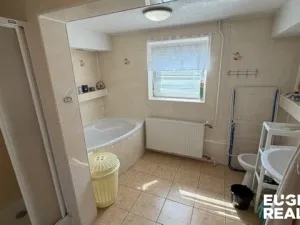 Prodej rodinného domu, Staré Křečany, 320 m2