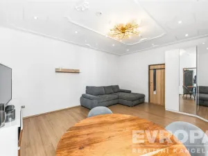 Pronájem bytu 2+1, Praha, Husitská, 67 m2