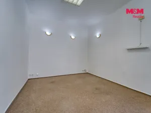 Pronájem kanceláře, Plzeň - Vnitřní Město, Veleslavínova, 112 m2
