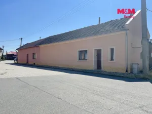 Pronájem bytu 2+1, Bystrovany, Na čtvrtkách, 60 m2