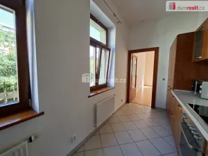 Pronájem bytu 1+kk, Praha - Břevnov, Na Petynce, 40 m2