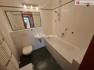 Pronájem bytu 1+kk, Praha - Břevnov, Na Petynce, 40 m2