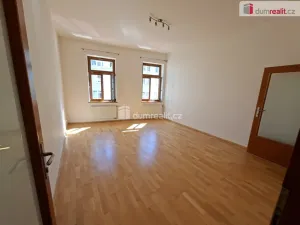 Pronájem bytu 1+kk, Praha - Břevnov, Na Petynce, 40 m2