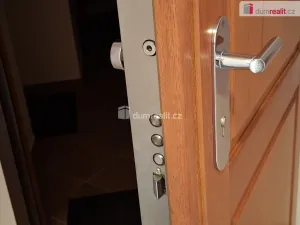 Pronájem bytu 1+kk, Praha - Břevnov, Na Petynce, 40 m2