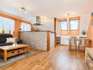 Prodej vícegeneračního domu, Šternberk, Tolstého, 201 m2