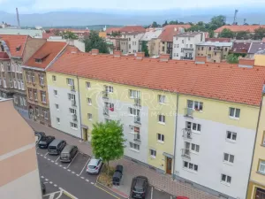Prodej bytu 2+1, Teplice, Ruská, 61 m2