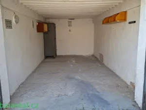 Pronájem garáže, Brno, Ježkova, 17 m2