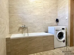 Prodej podílu 5/6 pozemku pro bydlení, Rosice, 1013 m2