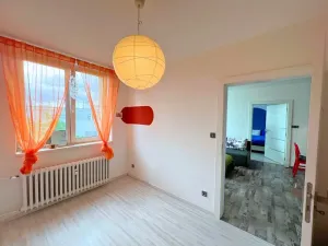 Pronájem bytu 3+kk, Praha - Bubeneč, Ve struhách, 52 m2