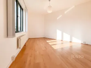 Pronájem bytu 2+kk, Praha - Smíchov, Holečkova, 54 m2