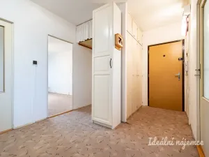 Pronájem bytu 4+1, Praha - Vinoř, Uherská, 86 m2