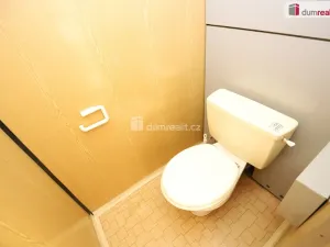 Pronájem bytu 1+kk, Karlovy Vary - Rybáře, U Koupaliště, 27 m2