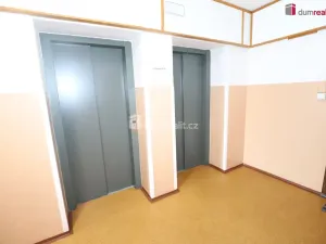Pronájem bytu 1+kk, Karlovy Vary - Rybáře, U Koupaliště, 27 m2