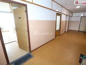 Pronájem bytu 1+kk, Karlovy Vary - Rybáře, U Koupaliště, 27 m2
