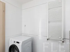 Pronájem bytu 1+kk, Praha - Žižkov, Olšanská, 36 m2
