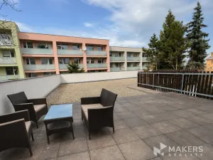 Pronájem bytu 2+kk, Praha - Strašnice, Doubravčická, 58 m2