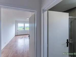Pronájem bytu 1+kk, Praha - Břevnov, Na břevnovské pláni, 27 m2