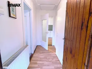 Pronájem chaty, Praha - Újezd nad Lesy, Holšická, 50 m2