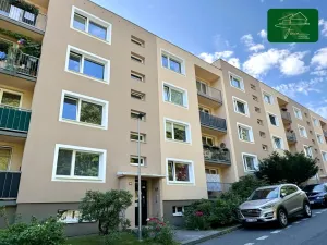 Prodej bytu 4+1, Nový Bor, Horovy sady, 78 m2