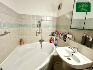 Prodej bytu 4+1, Nový Bor, Horovy sady, 78 m2