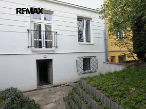 Prodej - jiné, Praha - Žižkov, Seifertova, 30 m2