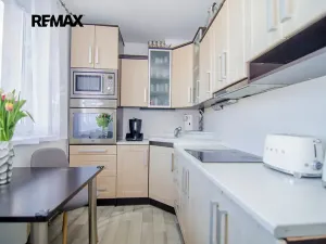 Prodej bytu 3+1, Křenov, 63 m2