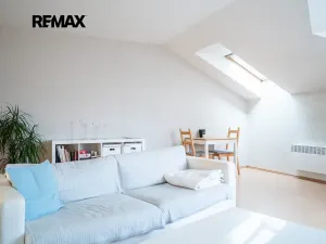 Prodej bytu 2+kk, Hradec Králové, Za Škodovkou, 68 m2