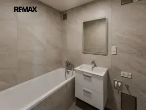 Prodej bytu 3+kk, Hradec Králové, Meruňková, 86 m2