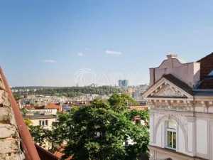 Prodej bytu 3+1, Praha - Vršovice, Charkovská, 77 m2