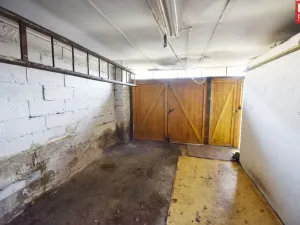 Prodej bytu 3+1, Komárno, 130 m2