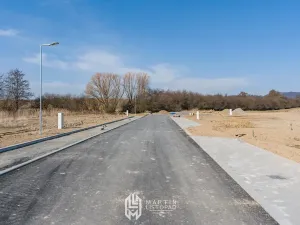 Prodej pozemku pro bydlení, Komárov, 729 m2