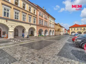 Prodej rodinného domu, Jičín - Staré Město, Valdštejnovo náměstí, 917 m2