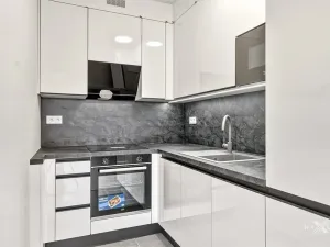 Pronájem bytu 2+kk, Praha - Strašnice, Strančická, 52 m2