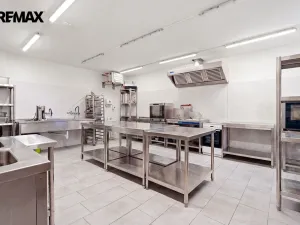 Prodej ubytování, Jablonné v Podještědí - Markvartice, U Stadionu, 1730 m2